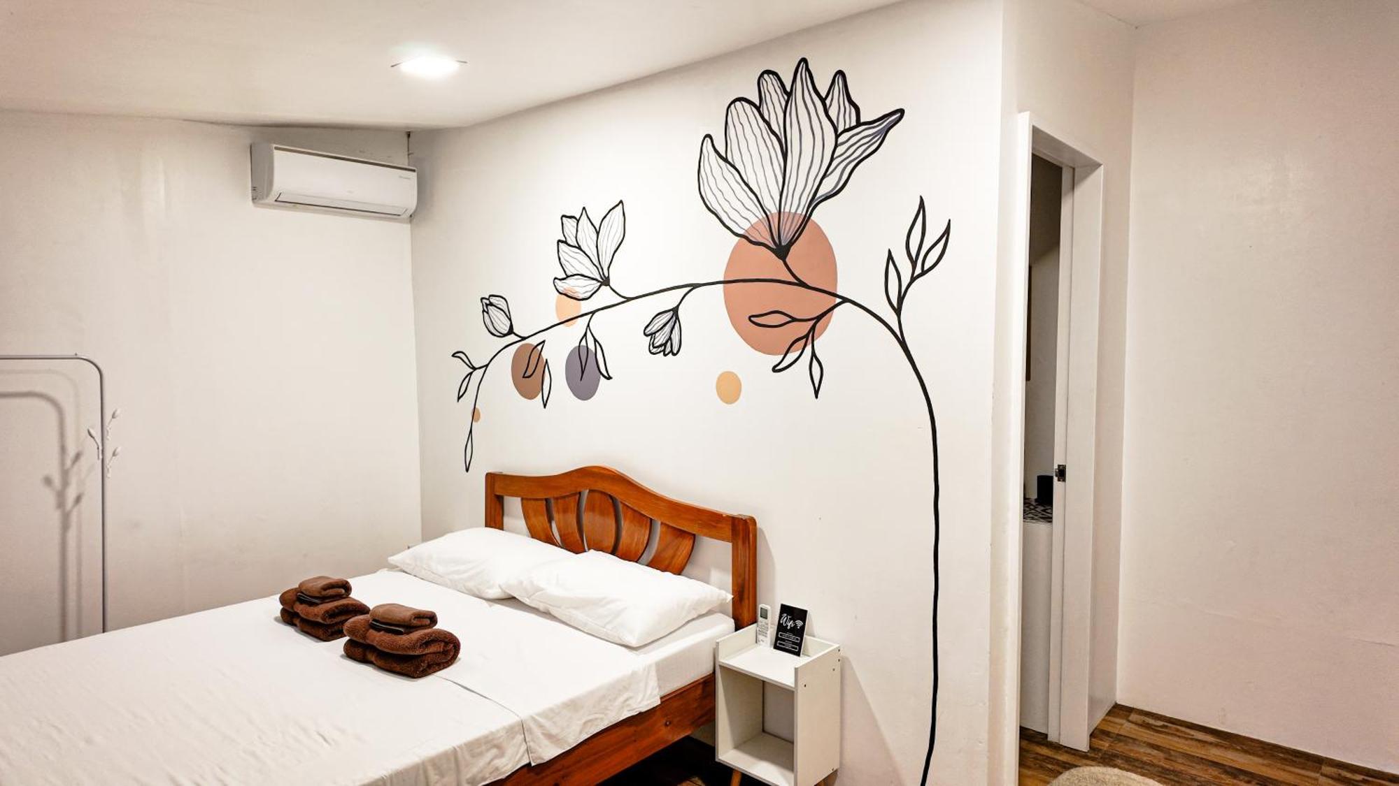 Kasamigos Guesthouse With Fast Internet Puerto Princesa Rom bilde