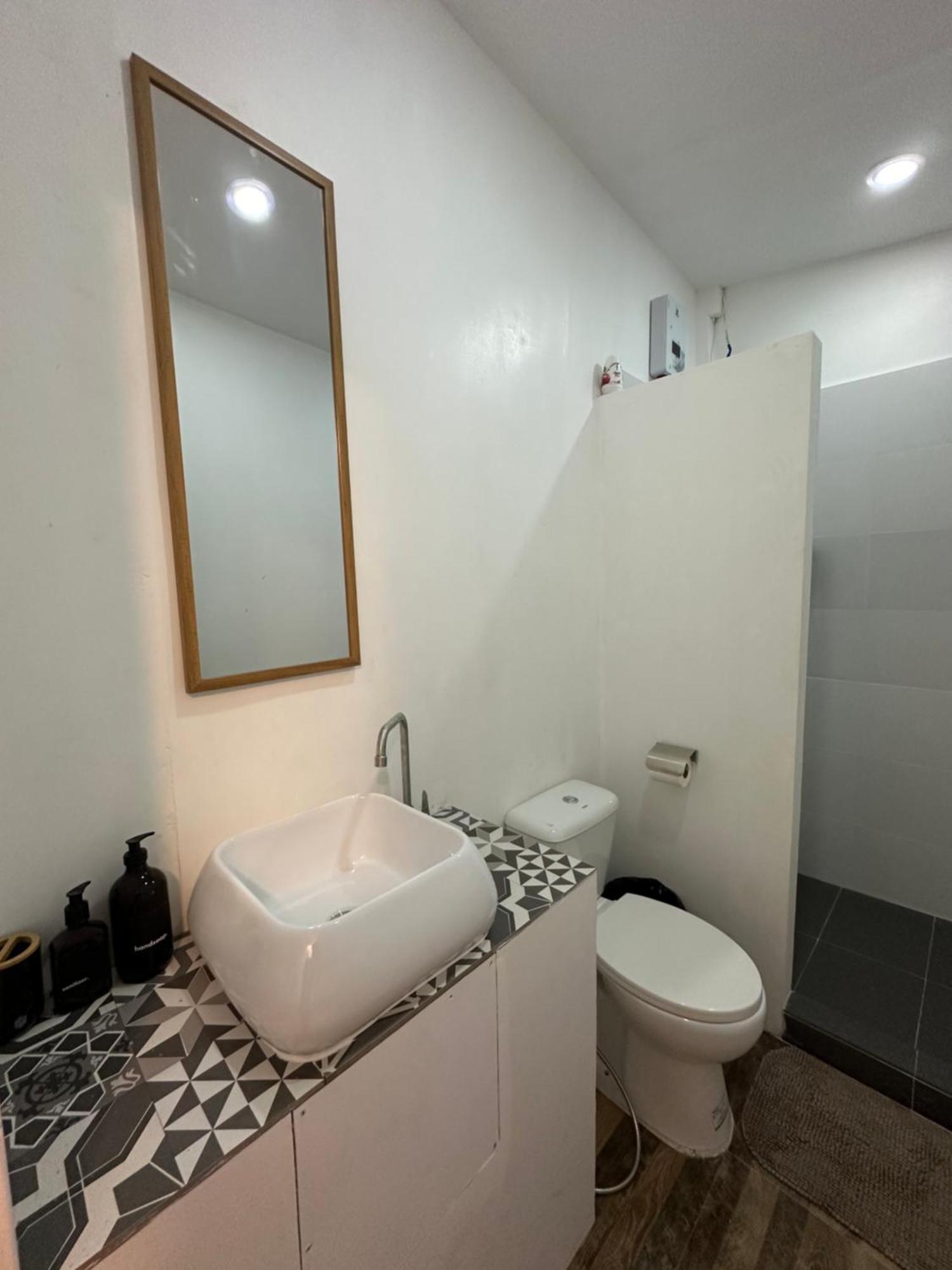 Kasamigos Guesthouse With Fast Internet Puerto Princesa Rom bilde