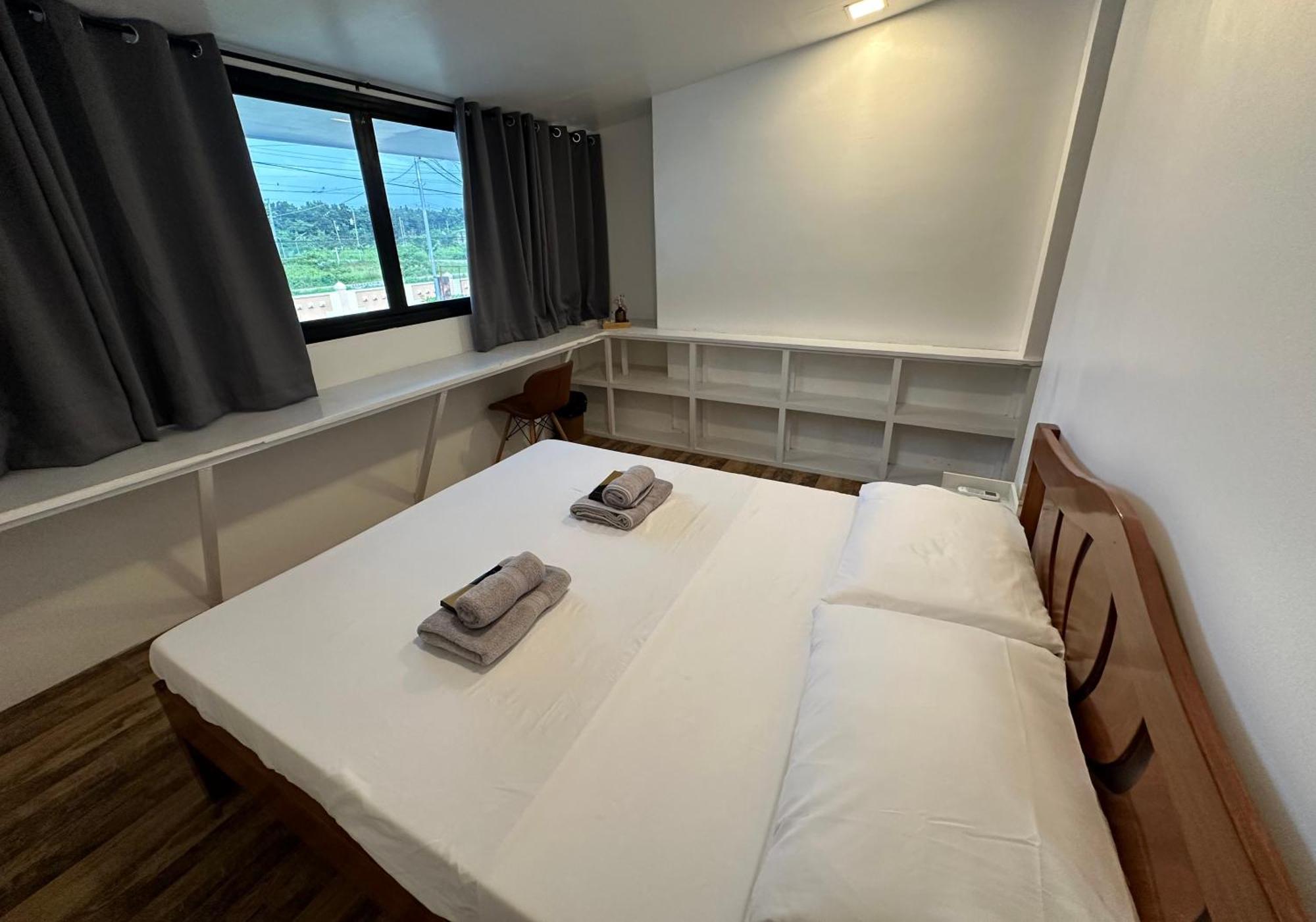 Kasamigos Guesthouse With Fast Internet Puerto Princesa Rom bilde